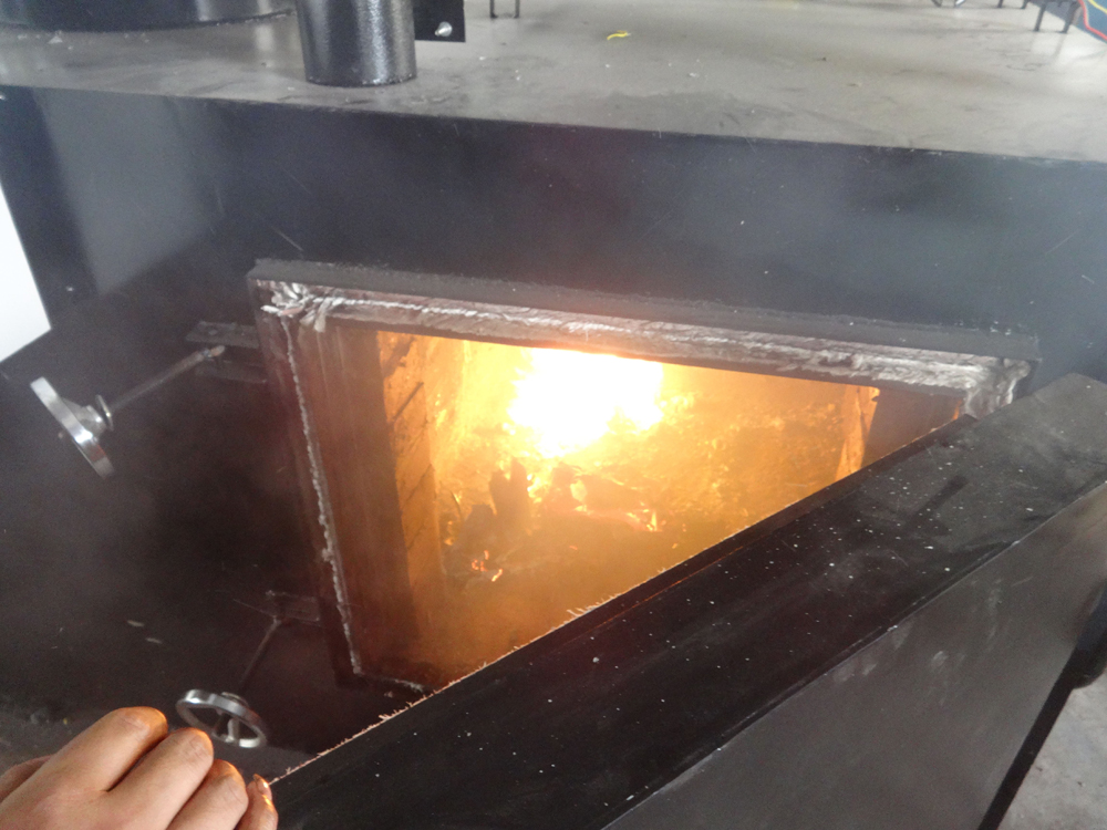 Small-Medical-Waste-Incinerator-2-combustion-chamber-with-scrubber.jpg